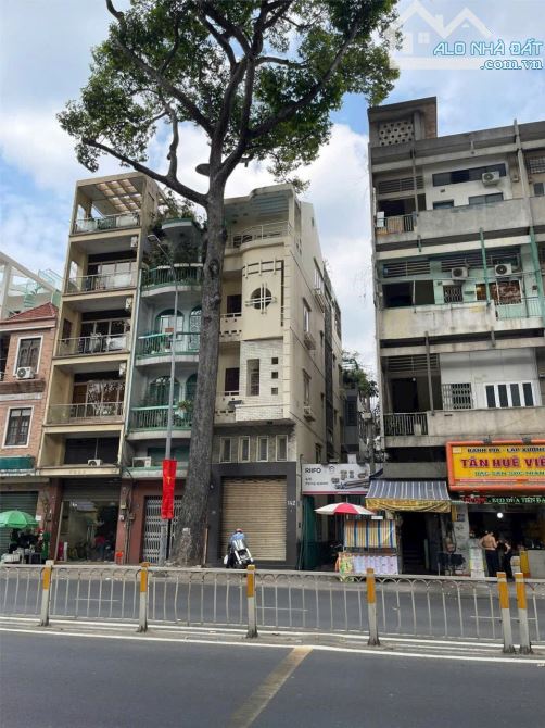 Chính Chủ Bán Mặt Tiền Nguyễn Tri Phương, P.9, Q.5. DT: (3.7 x 13.8m), Chỉ 25 Tỷ, Tell: - 1