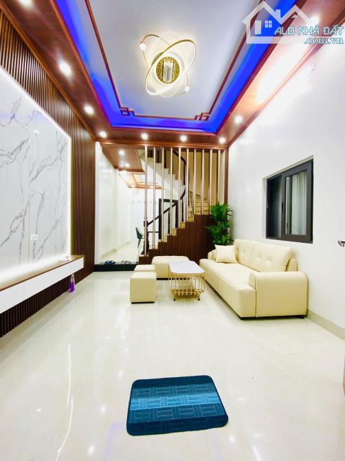 Bán nhà Thanh Xuân 44m2, 5 tầng, mới koong. Ô tô dừng đỗ cách 5m. Giá 9 tỷ - 1