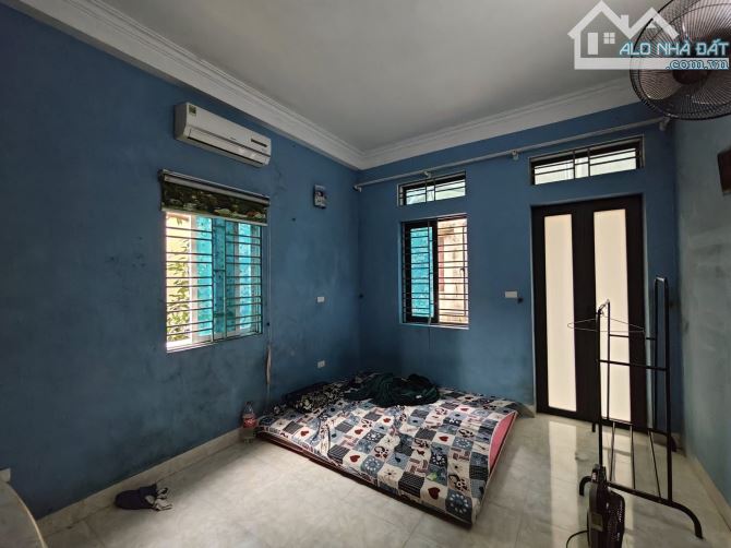BÁN NHÀ LÔ GÓC CHIẾN THẮNG LA KHÊ, 2 THOÁNG, VỊ TRÍ ĐẸP, NGÕ NÔNG, GẦN Ô TÔ 50M2 8,3 TỶ - 1