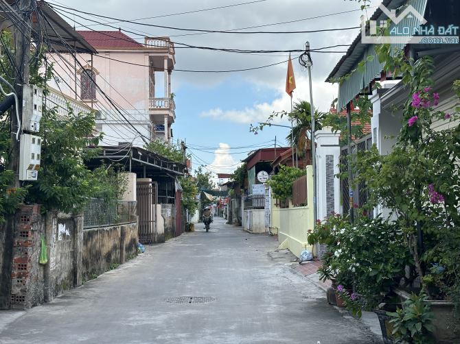 Chào bán căn nhà vị trí lô góc trục đường thôn tại Thuỷ Đường, Thuỷ Nguyên giá chỉ 3,x tỷ - 1