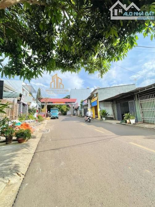 BÁN ĐẤT ĐƯỜNG TRẦN NHẬT DUẬT - KHU DI LỊCH AKO DHONG.DT 6,9x13m - TC + TÂY NAM - 1