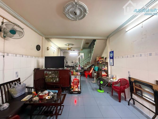 HUỲNH VĂN BÁNH PHÚ NHUẬN, HẺM 6M, 57M2, 2 TẦNG 11 TỶ THƯƠNG LƯỢNG. - 1