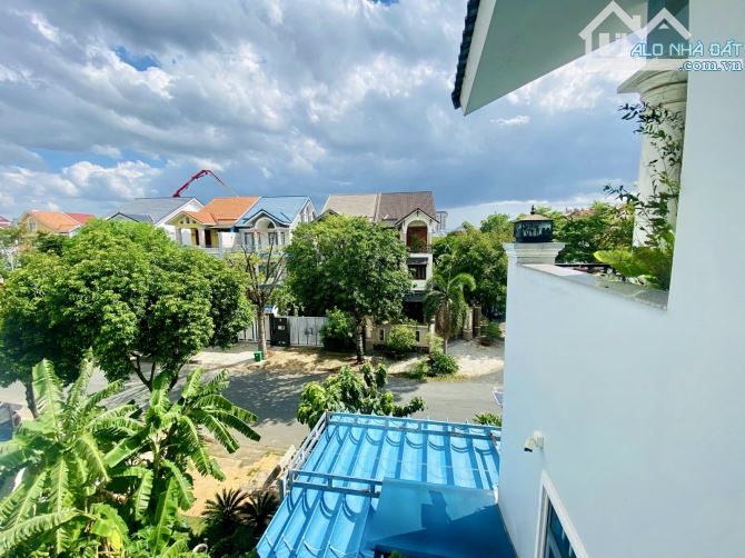 Bán Biệt Thự 8x20 Mặt Tiền 16M, KDC Khang Điền, Phước Long B, Tp Thủ Đức - 1