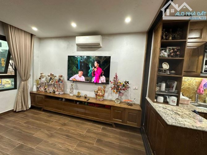 🏆 SIÊU PHẨM LÔ GÓC HOÀNG QUỐC VIỆT – 6 TẦNG – 3 NHÀ RA PHỐ – GIÁ TỐT NHẤT KHU VỰC - 1
