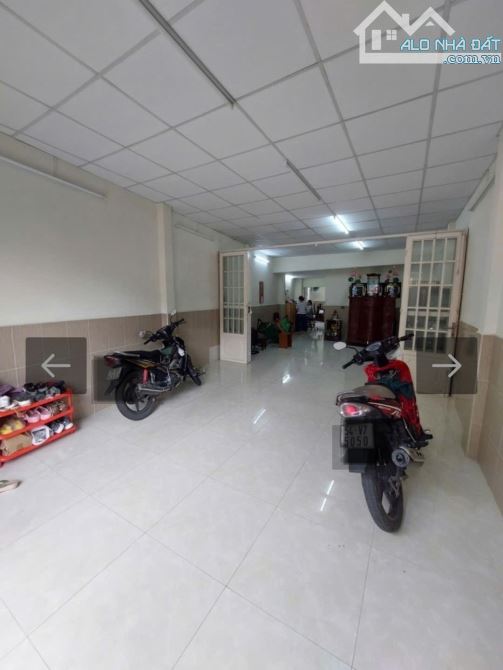 BÁN ĐẤT TẶNG NHÀ 95M2- NỞ HẬU- MT TRẦN BÁ GIAO P5 GV- GẦN NGÃ 3 ĐƯỜNG SỐ 20- 9 TỶ TL - 1
