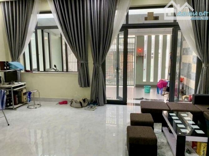 Giảm 800tr - Khu Vip Hoàng Diệu 2 - Ngang bề thế 6,5m - 1