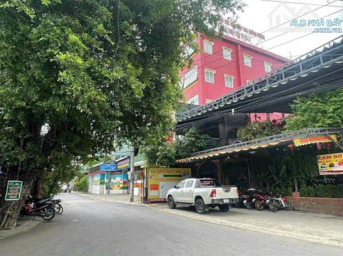 BÁN NHÀ TRỌ GÂN NGÃ, TƯ CHIÊU LIÊU, THU NHẬP 30TR/TH, GIÁ 7.9 TỈ, DT 368M2 CÓ 250TC - 1