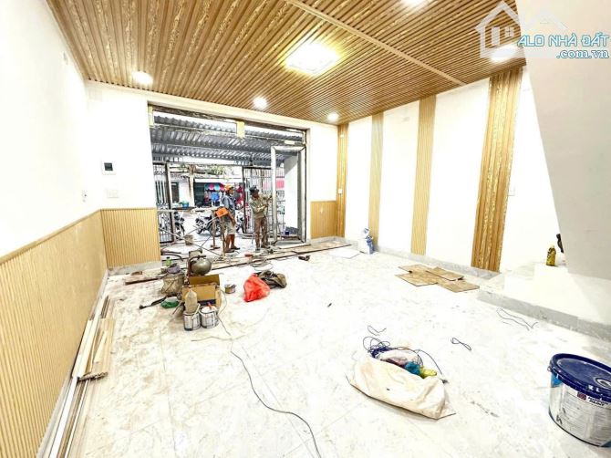 BÁN NHÀ MẶT TIỀN ĐƯỜNG NGUYỄN THỊ TỒN. Ngay Cổng Cty Pouchen - 1