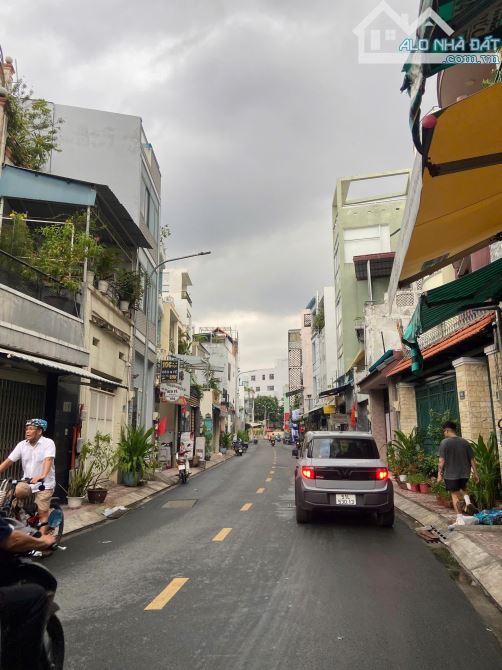 Bán đất HXH Trần Hữu Trang ,p10 ,Phú nhuận .DT:87m .Giá :9.9 tỷ - 1