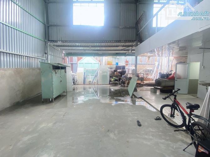 BÁN NHÀ XƯỞNG 246M2 - 2 TẦNG - BÀ ĐIỂM  HÓC MÔN - 7.83 TỶ - 1