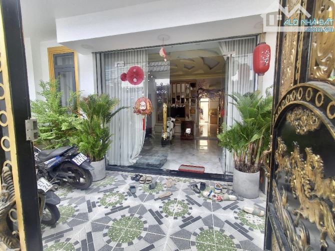 B.ÁN BIỆT THỰ SÂN VƯỜN 130M2 QUẬN 7 - NGANG 7M - NHỈNH 10ty TL - 1