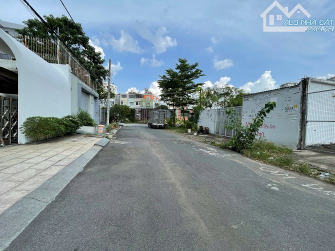 Bán đất quận 2 phường An Khánh. Diện tích 290 m2. Đường trước đất 14m. Cách Trần Não 200m - 1