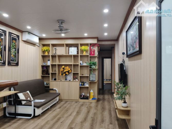 BÁN TẬP THỂ TÔN ĐỨC THẮNG! 45M2, TẦNG 2, 2 NGỦ, THOÁNG MÁT, Ở NGAY, GIÁ CHÀO NHỈNH 3 TỶ! - 1