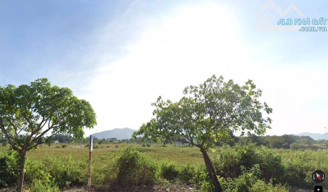 Bán mảnh đất siêu rộng 2800m2 vuông vức tại Xã Châu Pha giá đầu tư - 1