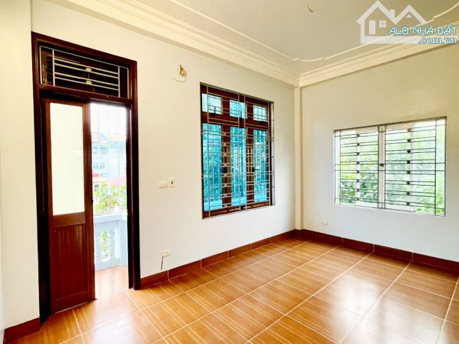 NHÀ 57m², 5 TẦNG, HÀNG XÓM NGOẠI GIAO ĐOÀN – XUÂN ĐỈNH, NHỈNH 10 TỶ - 1