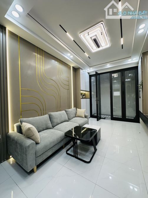 💰Tầm tiền hơn 8 tỷ tìm nhà mới,6 tàng, thang máy ở Hai Bà Trưng – hiếm lắm rồi 👉THÌ ĐÂY - 1