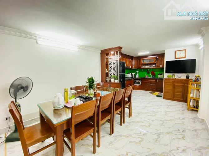 Bán Nhà Full Nội Thất Phố Hoàng Quốc Việt_Cầu Giấy_3 Gác Đua_An Sinh_Ngõ Thông_Dưới 8 tỷ - 1
