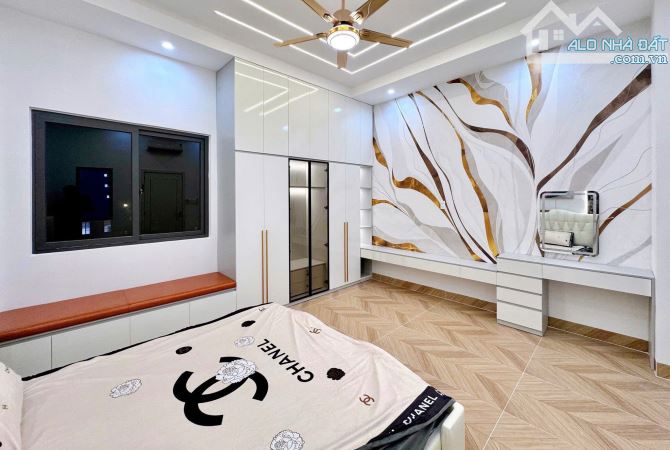 🚨 Chính chủ gửi bán nhà 3 tầng MT Phường 4 - TP Tân An - Long An 82m² - 2.3 tỷ SHR - 13