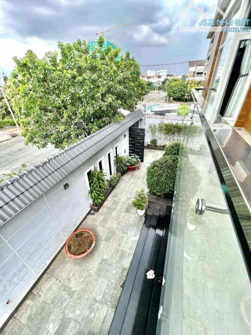 BÁN SIÊU BIỆT THỰ THẠNH LỘC, QUẬN 12, VIEW SÔNG SÀI GÒN, 600M2. - 13