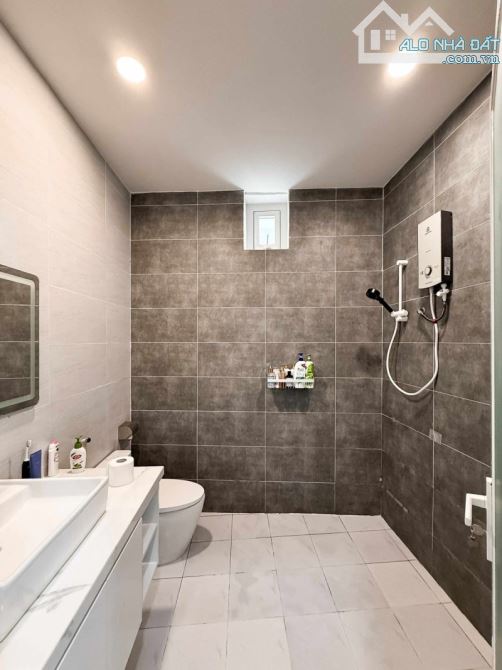 BÁN CHDV ĐIỆN BIÊN BIÊN PHỦ, P17, BÌNH THẠNH, 2 MẶT HẺM, 5 TẦNG, 10 PHÒNG, CHỈ 11.99 TỶ - 14