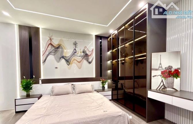 SIÊU PHẨM NHÀ ĐẸP - FULL NỘI THẤT - TRƯỜNG CHINH- QUẬN ĐỐNG ĐA - 43M - 16