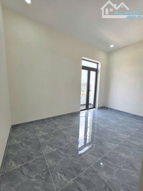 6Tỷ500 🔥👉 Nhà Phố Hiện Đại Kinh Doanh OK, Mặt tiền Chung Cư Đang Xây__MT đường An Phú 17 - 18