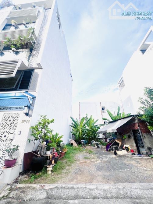 Khuôn đất đẹp khu Trần Não,Quận 2,DT:5,8mx15,5m,khu có bảo vệ 24/7,giá 18.5 tỷ - 2