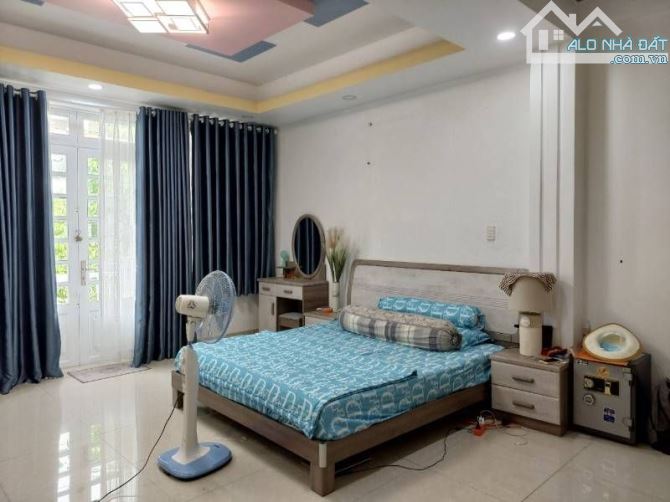 Bán nhà Bình Thạnh DT ~90m2 chưa tới 90 triệu/m2 - hẻm xe hơi sát mặt tiền, giáp trục PVĐ - 2