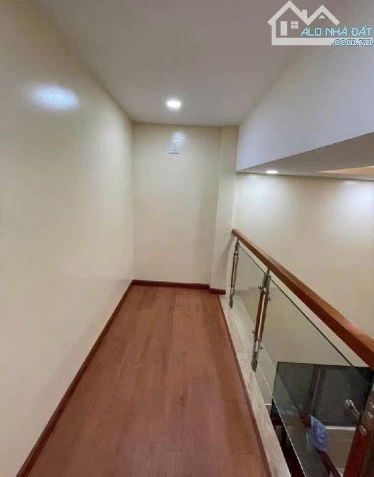 ✋ Bán nhà 3 tầng kế cầu Kênh Tẻ Nguyễn Hữu Thọ, P. Tân Hưng, Q7 32m2, 3.8 tỷ - 2