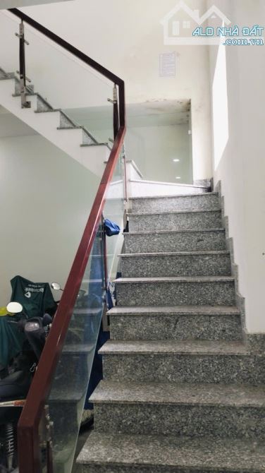 Dòng tiến 30 triệu/tháng Nhà 3 tầng mặt tiền đường số, Kha Vạn Cân Linh Chiểu, 86m2, 11 tỷ - 2
