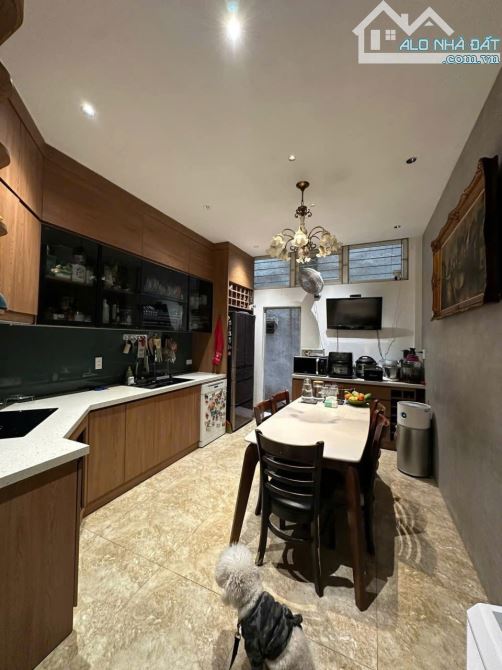 12,9 tỷ, 70m2, nhà Hồng Mai, HBT, nhà đẹp, siêu thoáng, sân vườn, vượng khí, nội thất xịn - 2