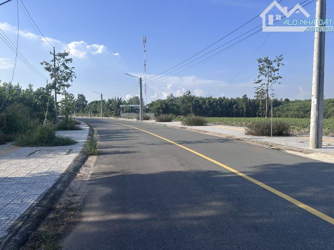 1.1ha có 196m mt đường nhựa vỉa hè cây xanh gần KCN Đất Đỏ - 2