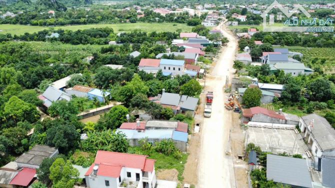 Chỉ 5xxtr/lô sở hữu ngay đất nền sổ đỏ trao tay ven đô tại thị trấn Ba Hàng Đồi Hòa Bình - 2