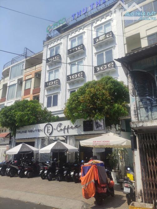 BÁN TOÀ NHÀ SIÊU HIẾM MẶT TIỀN VÕ VĂN KIỆT, QUẬN 1 – VIEW SÔNG – HỢP ĐỒNG THUÊ CAO - 2