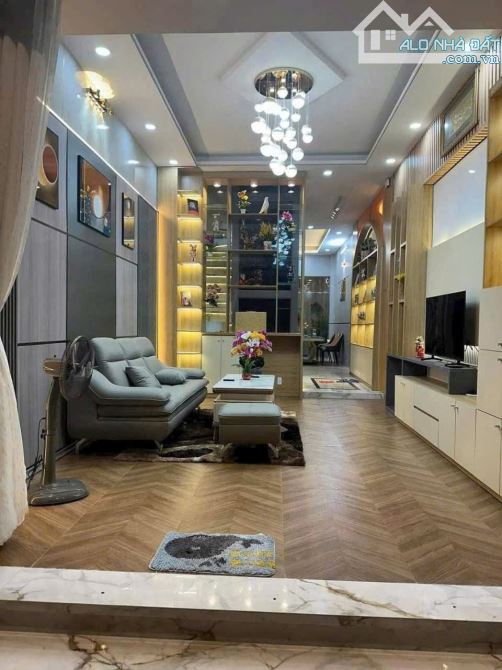 Bán nhà hẻm 71 Nguyễn Bặc, P.3 Tân Bình, DT: 6x14.5m 3 tầng 12.5 Tỷ TL - 2