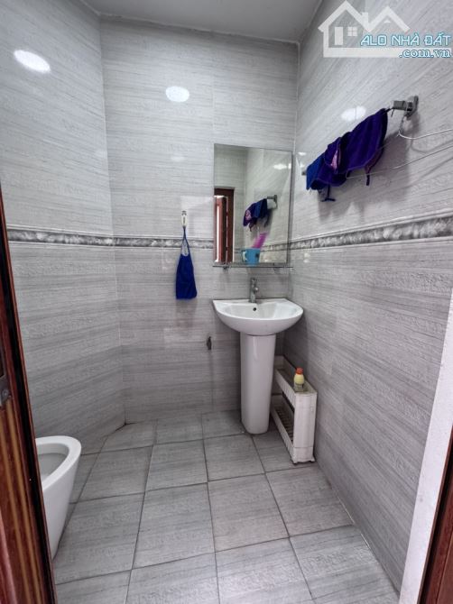 ĐÔNG NGẠC LÔ GÓC – NHÀ DÂN XÂY CỰC CHẮC – NGÕ NÔNG – KINH DOANH – ÔTÔ – 72M – 4T – 14 TỶ - 2