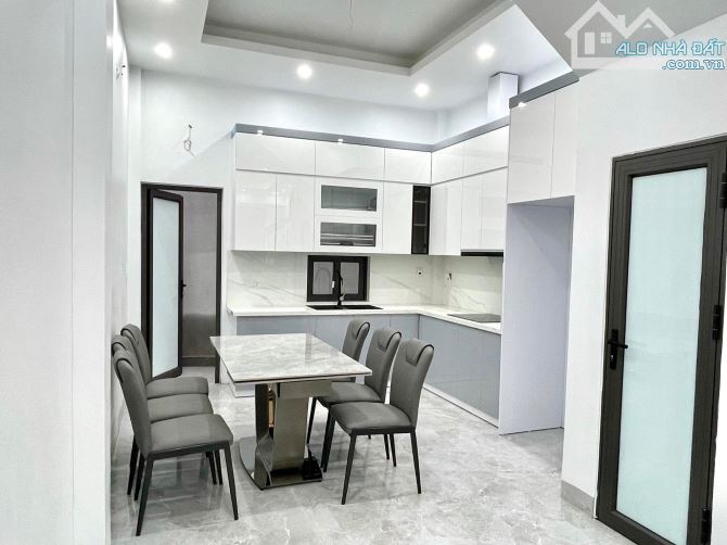 BÁN NHÀ 4 TẦNG NGÕ PHỐ NGÔ QUYỀN - TP HẢI DƯƠNG - 1