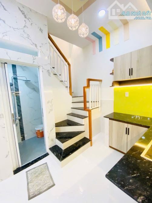 (Q8) NHÀ BÁN - BÌNH ĐÔNG - N.HÀ MỚI VÀO Ở NGAY - KHU DÂN CƯ HIỆN HỮU - SHR - NHỈNH 3TỶ - 2