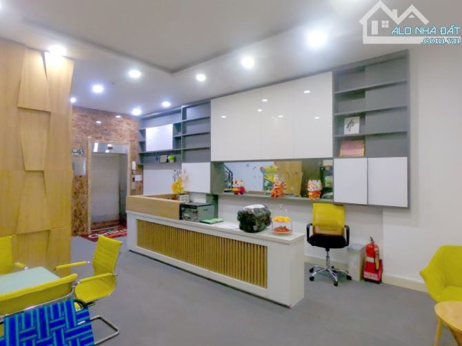 BÁN NHÀ MT TRẦN KHẮC CHÂN, Q1 - 7x20M - HẦM X 7 TẦNG - HĐT 60TR/THÁNG - GIÁ 40 TỶ - 2