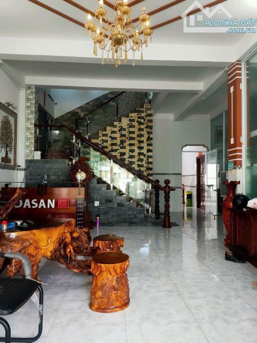 Bán cặp nhà đường D6 KDC Hồng Loan 2 căn riêng biệt 2 sổ dt 5x16 sau lưng hãng xe lớn - 2