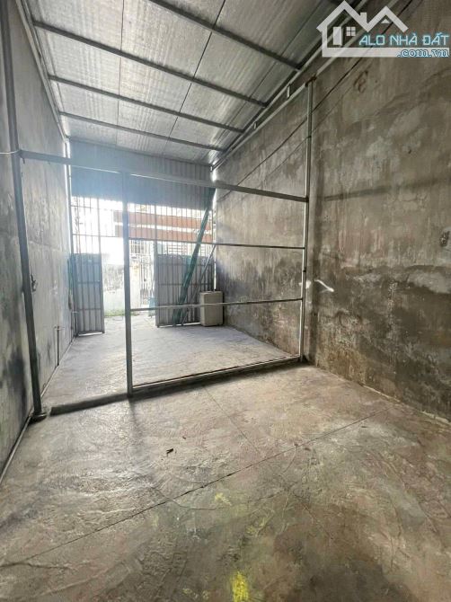 Bán nhà hẻm Trường Sa ngay chợ Bình Tân giá rẻ tốt chỉ 1tỷ890 TL - 2