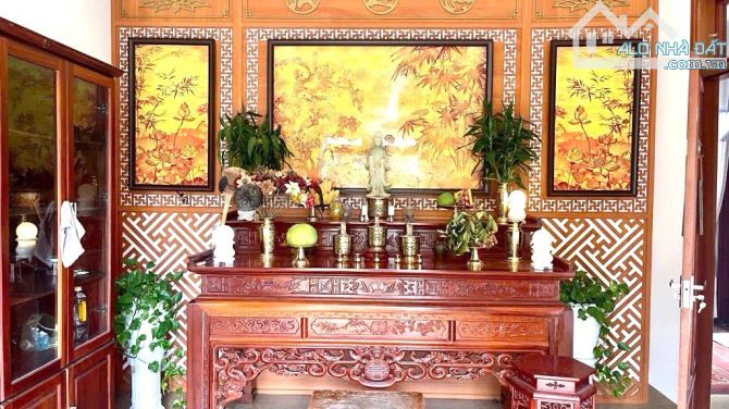 BIỆT THỰ VIP NGAY TRƯỜNG TH NGÔ QUYỀN- GẦN 200M2- KHUÊ TRUNG- SÁT BỜ SÔNG THĂNG LONG - 2