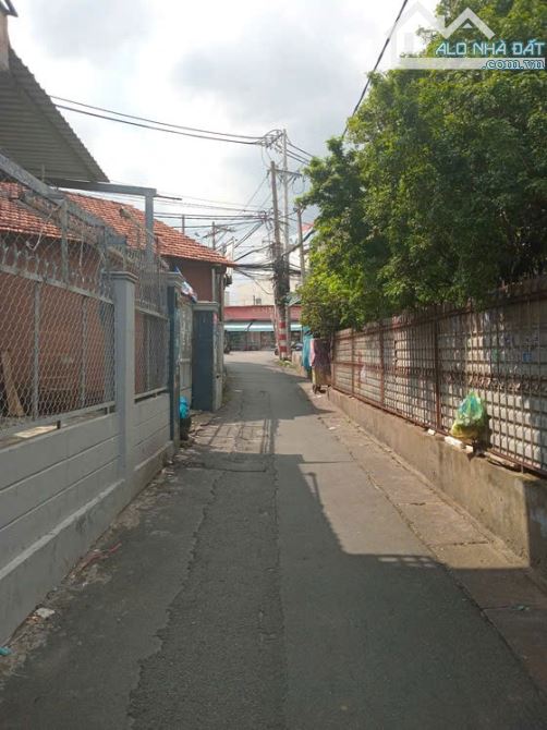 BÁN NHÀ 3 TẦNG NGUYỄN DUY TRINH, LONG TRƯỜNG, GIÁ CHỈ NHỈN 5 TỶ - 2