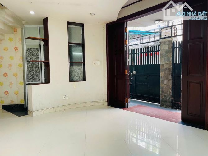 TÂN BÌNH – GIÁP KHU K300 NGAY ĐƯỜNG C18 – NGUYỄN THÁI BÌNH, 88 M2, 5 LẦU CHỈ 18 TỶ. - 2