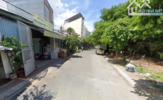 KẸT TIỀN XOAY VỐN BÁN NHANH NHÀ CẤP 4 NGAY TÂN THỚI NHÌ, HÓC MÔN, 122M2, 750TR - 2