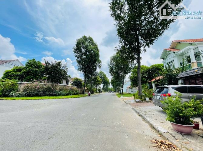 Bán nền góc vị trí đẹp KDC Nam Long . DT 7,5m x 17m . Hướng ĐN và ĐB Giá 7.2 tỷ - 2