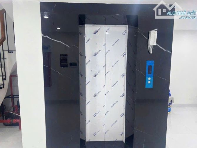 Cho thuê Tòa nhà Văn phòng đường Nguyễn Tuân, DT 75m2, 7 tầng, thang máy, mặt tiền 5m. - 2