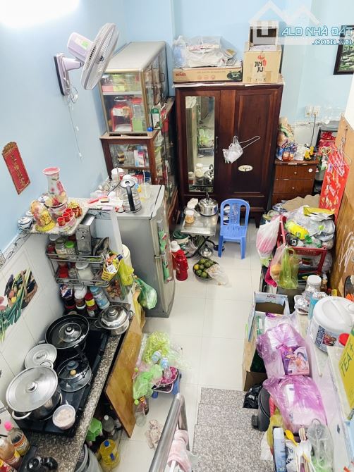 🏡 Nhà 2 Tầng, Sân Thượng, Gần Âu Cơ - Mã Số: NTK-25.8-588 - 2