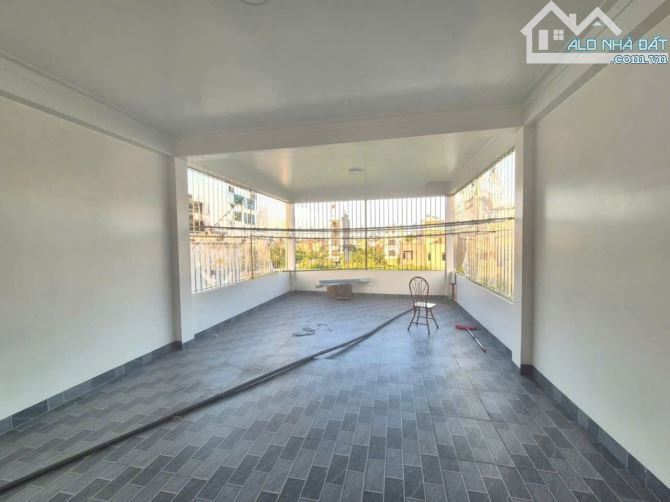 🔥 Bán nhà 3 tầng x 100m2 đường 13m tuyến 2 Trương Văn Lực, KPL Đống Chuối Hùng Vương 5,7t - 2