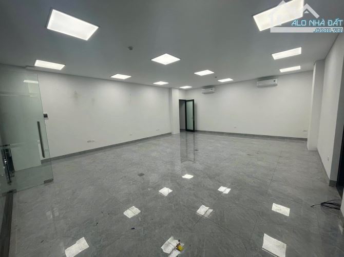 Cho thuê văn phòng tại Vũ Tông Phan - DT 58m2– 65 m2- 120 m2-165 m2 giá rẻ - 2